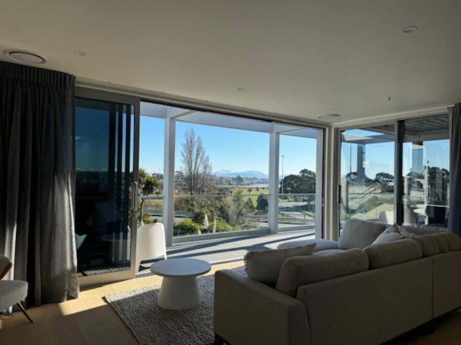 Location And Luxury In Timaru Apartment ภายนอก รูปภาพ
